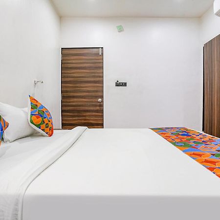 Fabhotel Lotus I Surat Exterior foto